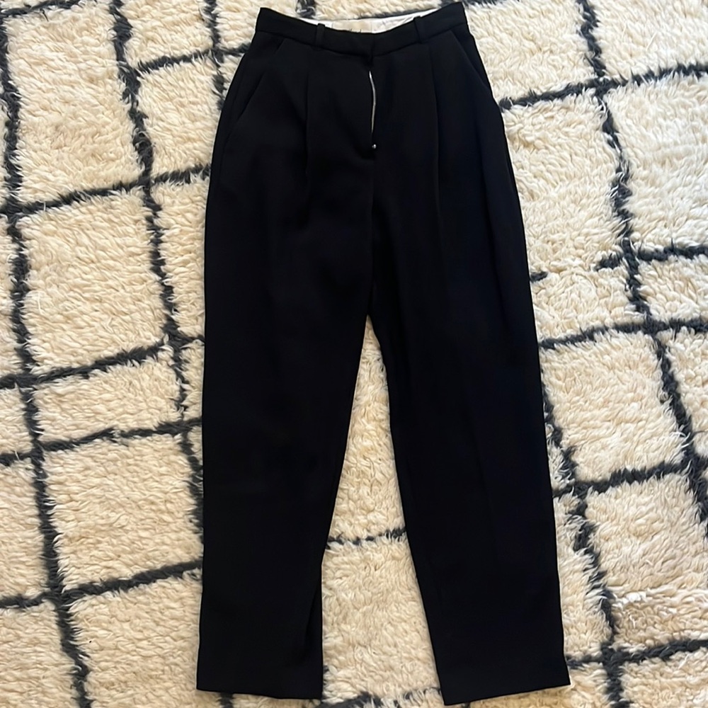 Aritzia/Wilfred High waisted straight leg trousers